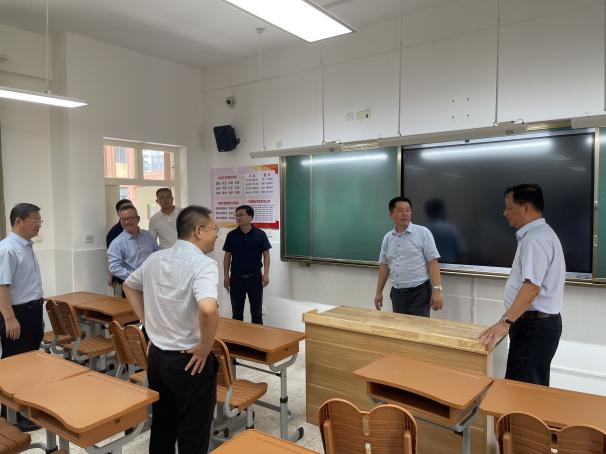 9月6  开学指导明方向  高位引领新启航_html_m71a1c4f7.jpg