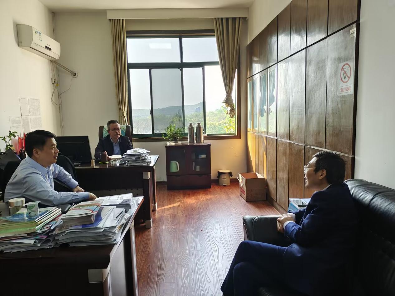 4月份责任督学专项督导报导_html_5964f52c.jpg