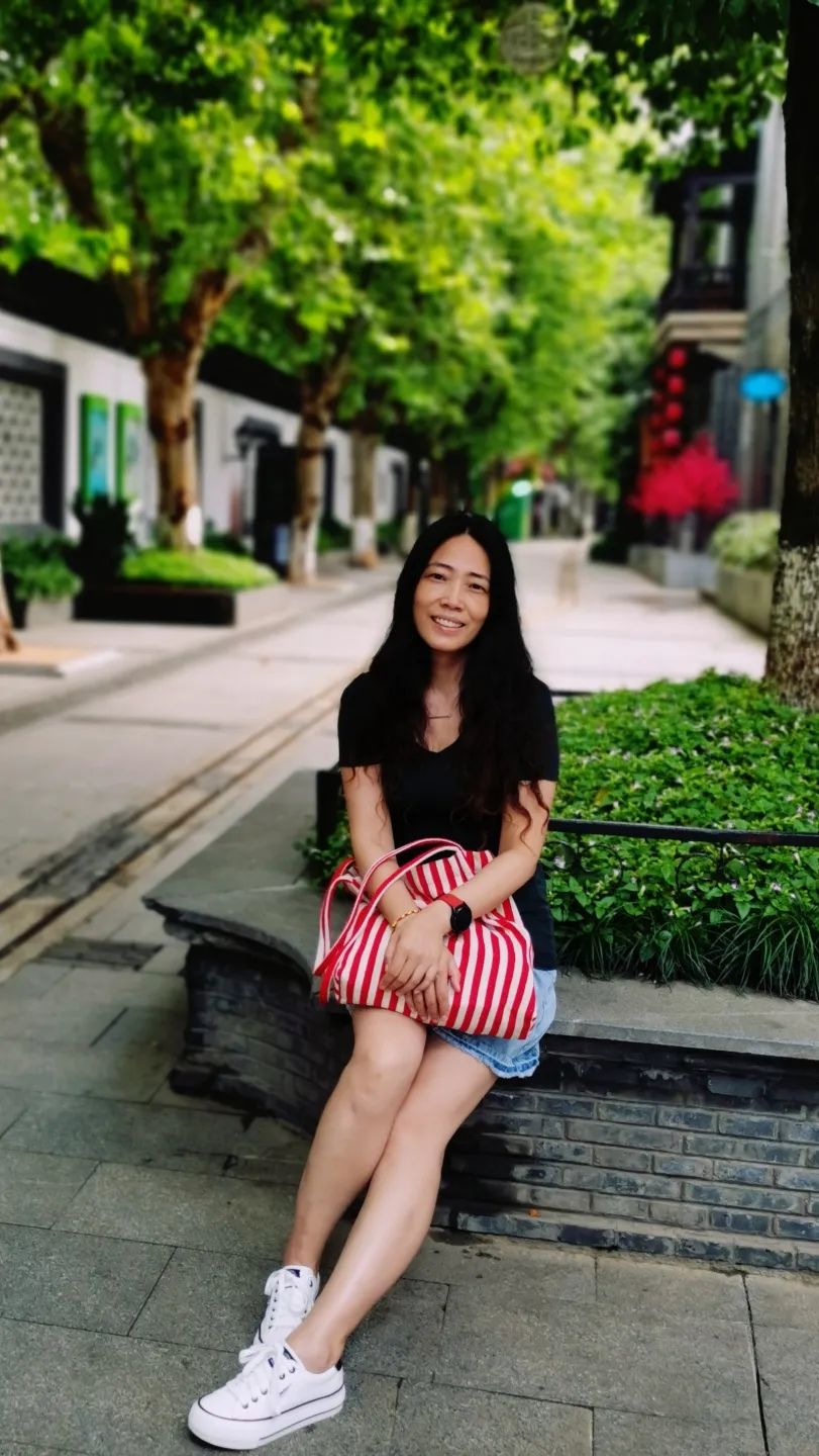 邹帆   微信_html_m4ed84701.jpg