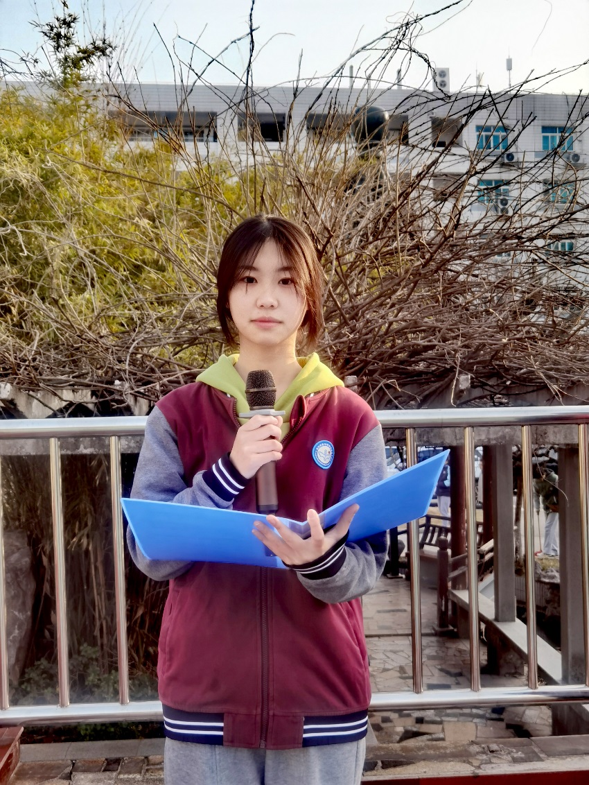 3月6日 第五周升旗：爱绿护绿，从我做起_html_m42574a50.jpg