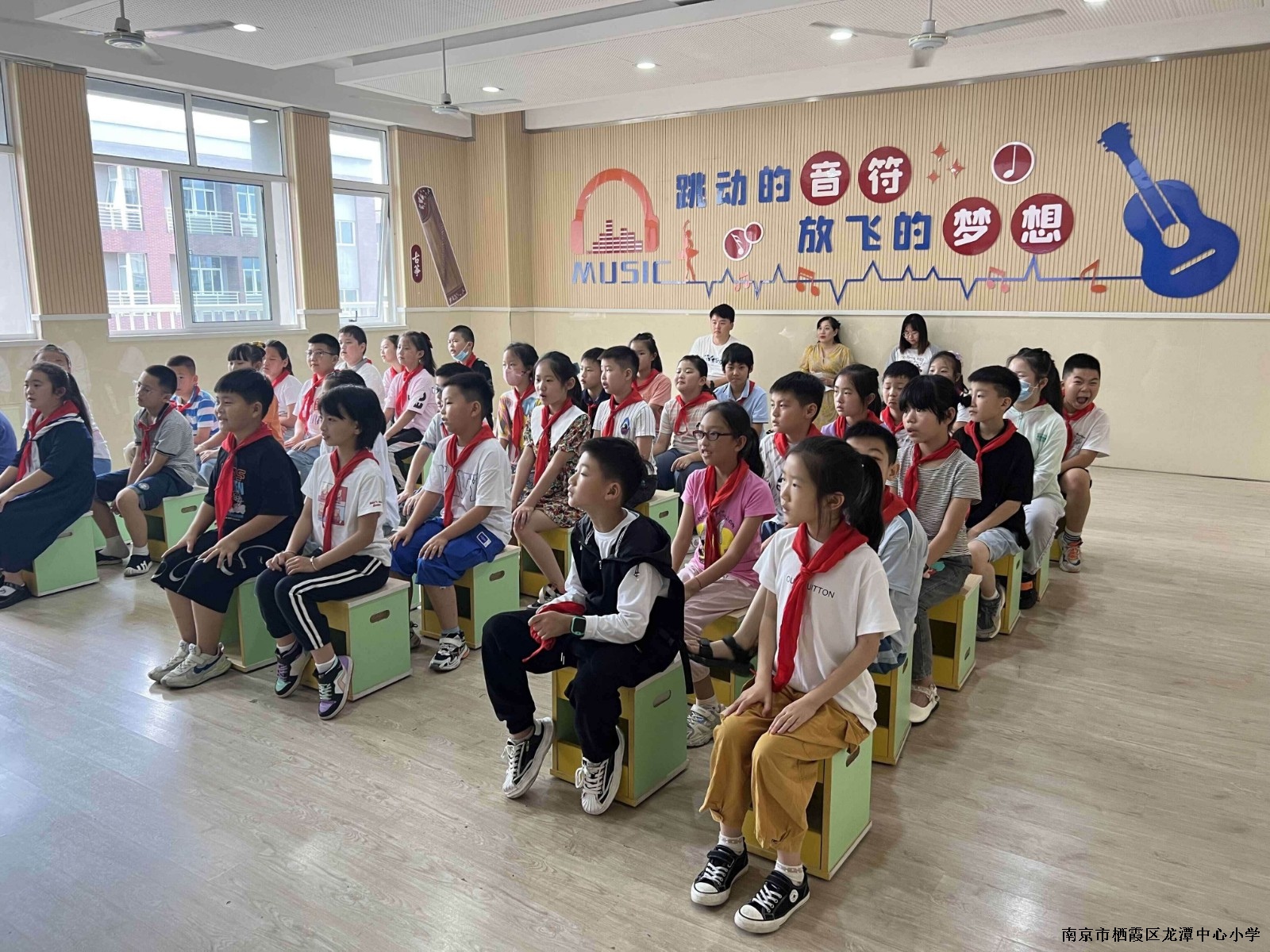 【灵美龙小】龙岸花园校区9月音乐校本研修活动