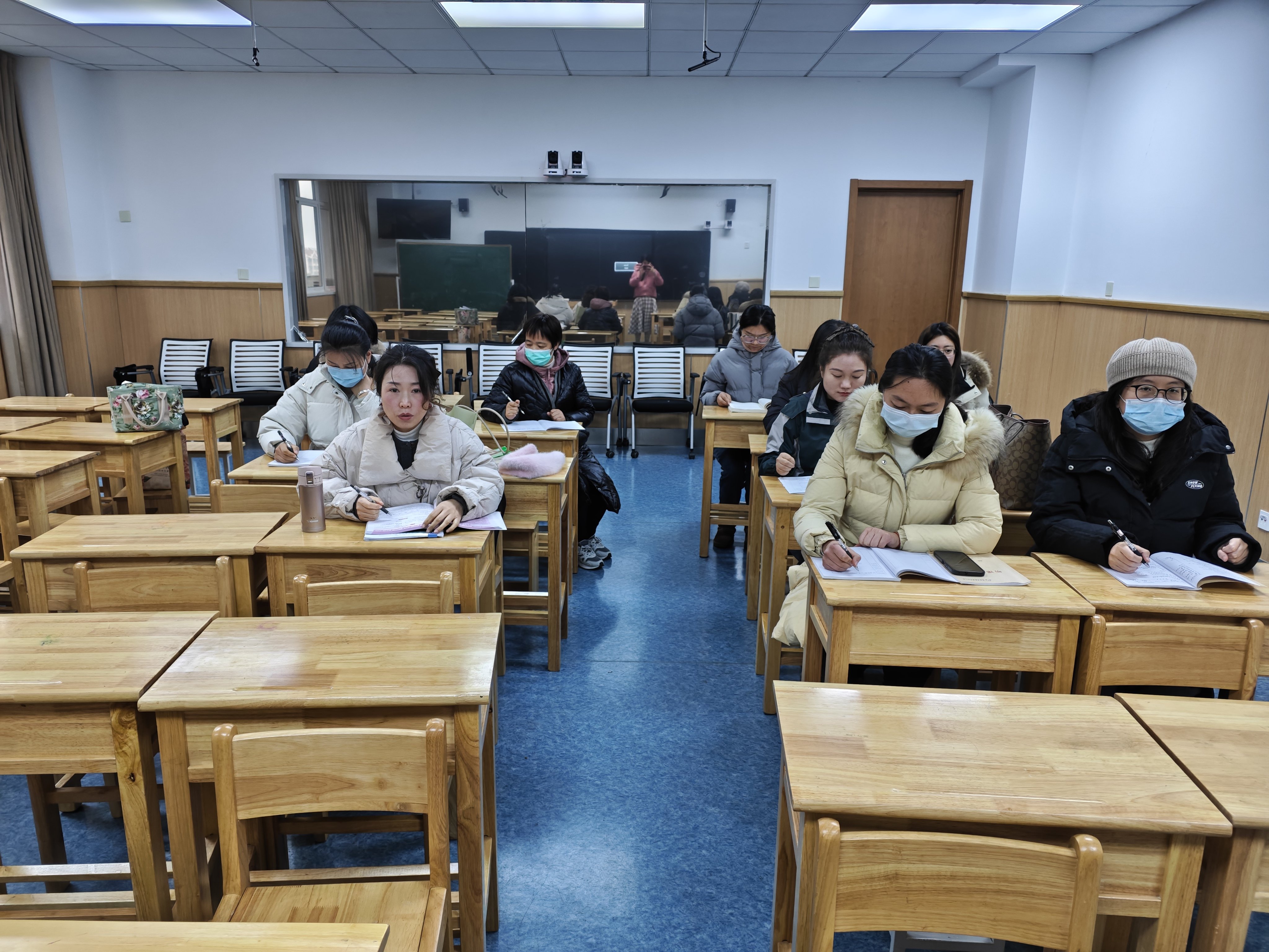 集备聚智，共研生慧_html_m40c75179.jpg