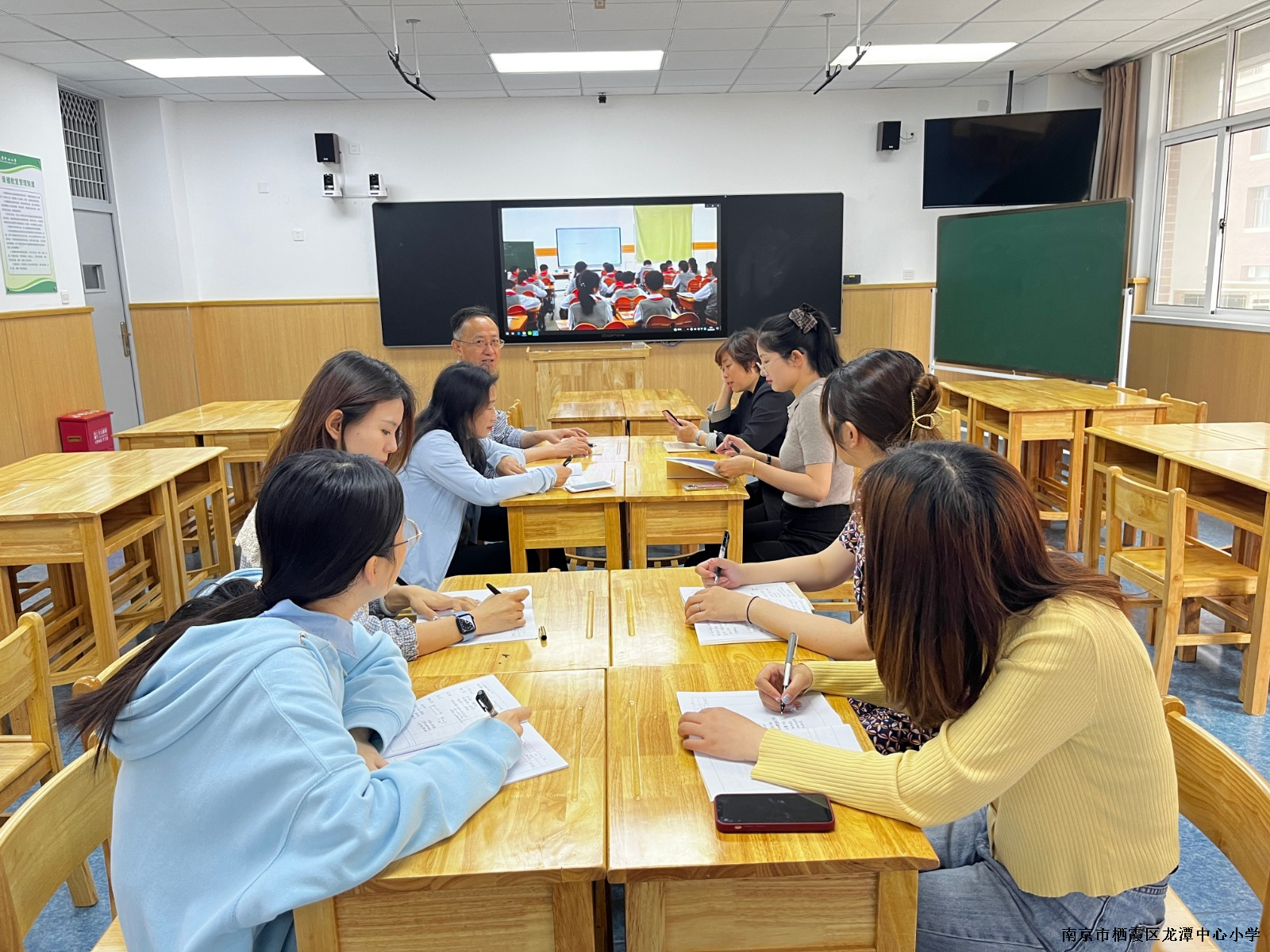 【灵美龙小·校本教研】“研”途漫漫，“语”你同行