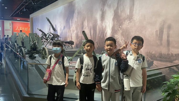 【江畔先锋·团队活动】传承民族文化，阅览江河胜景——龙潭中心小学江畔人家分校秋季社会实践研学活动_html_m4ac152e5.jpg