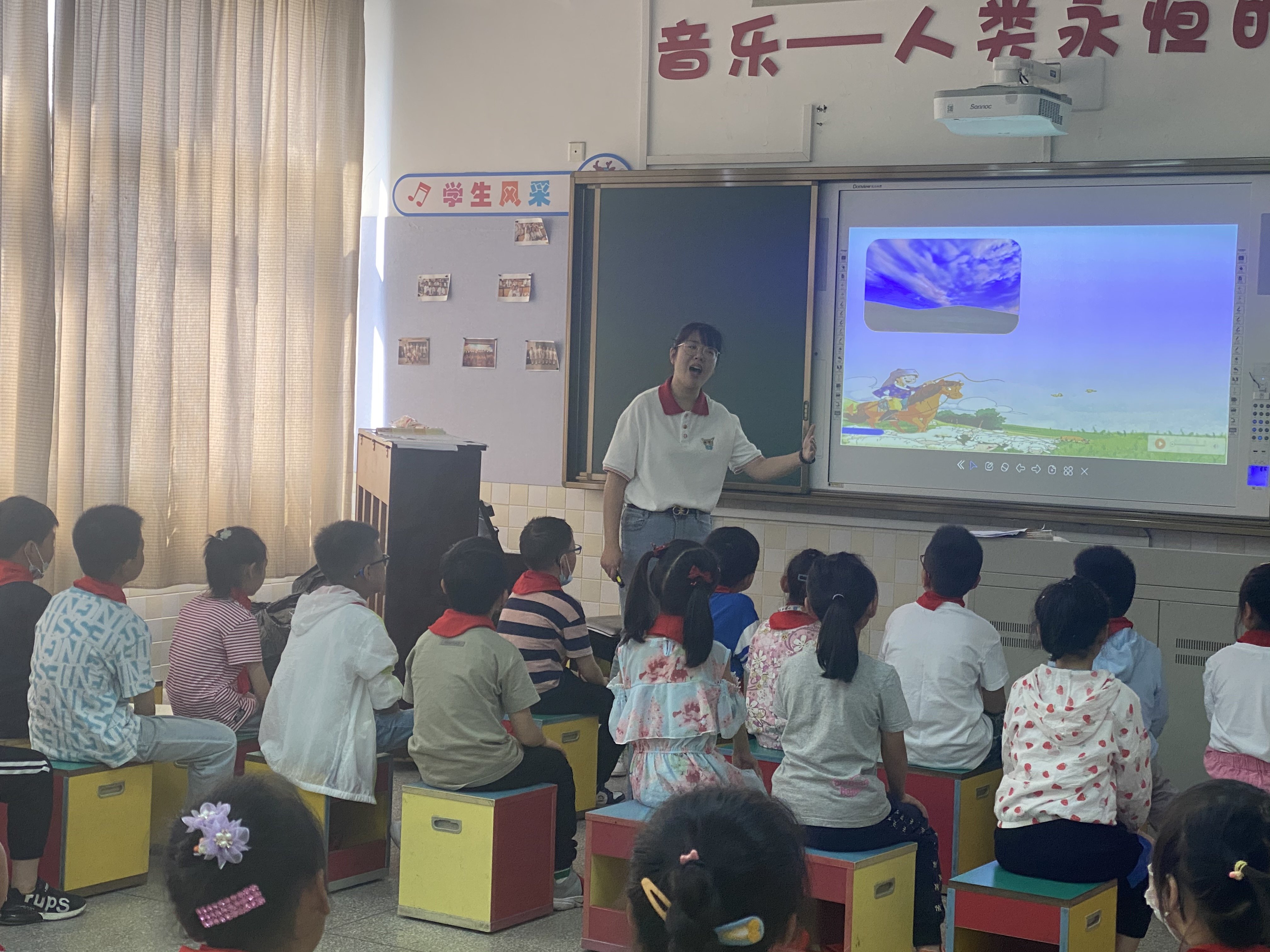 6月教研报道_html_m29e02b30.jpg