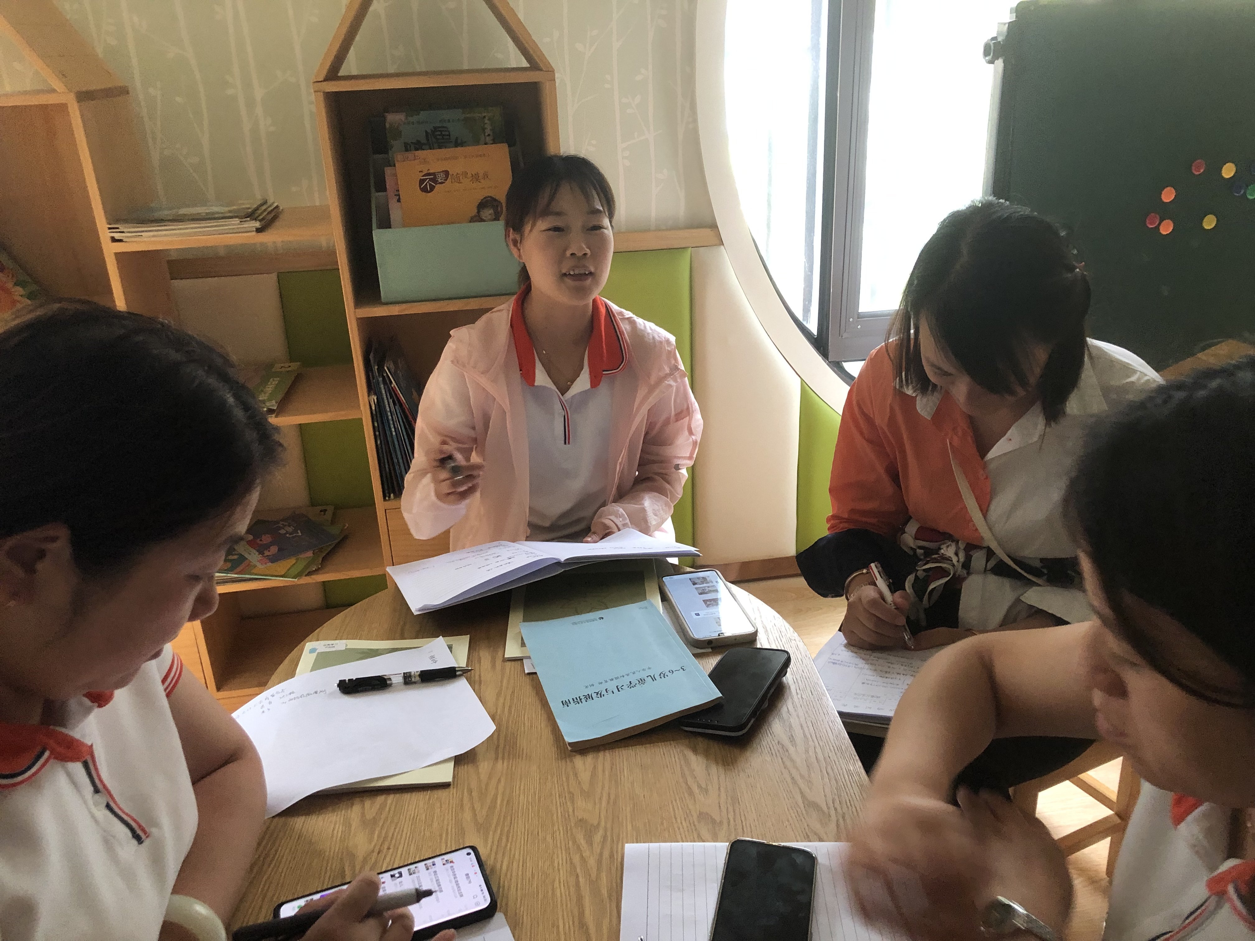 220928“研”中求索 共享“晨”光——栖幼五福园健康领域组教研活动（二）_html_4f71eb48.jpg