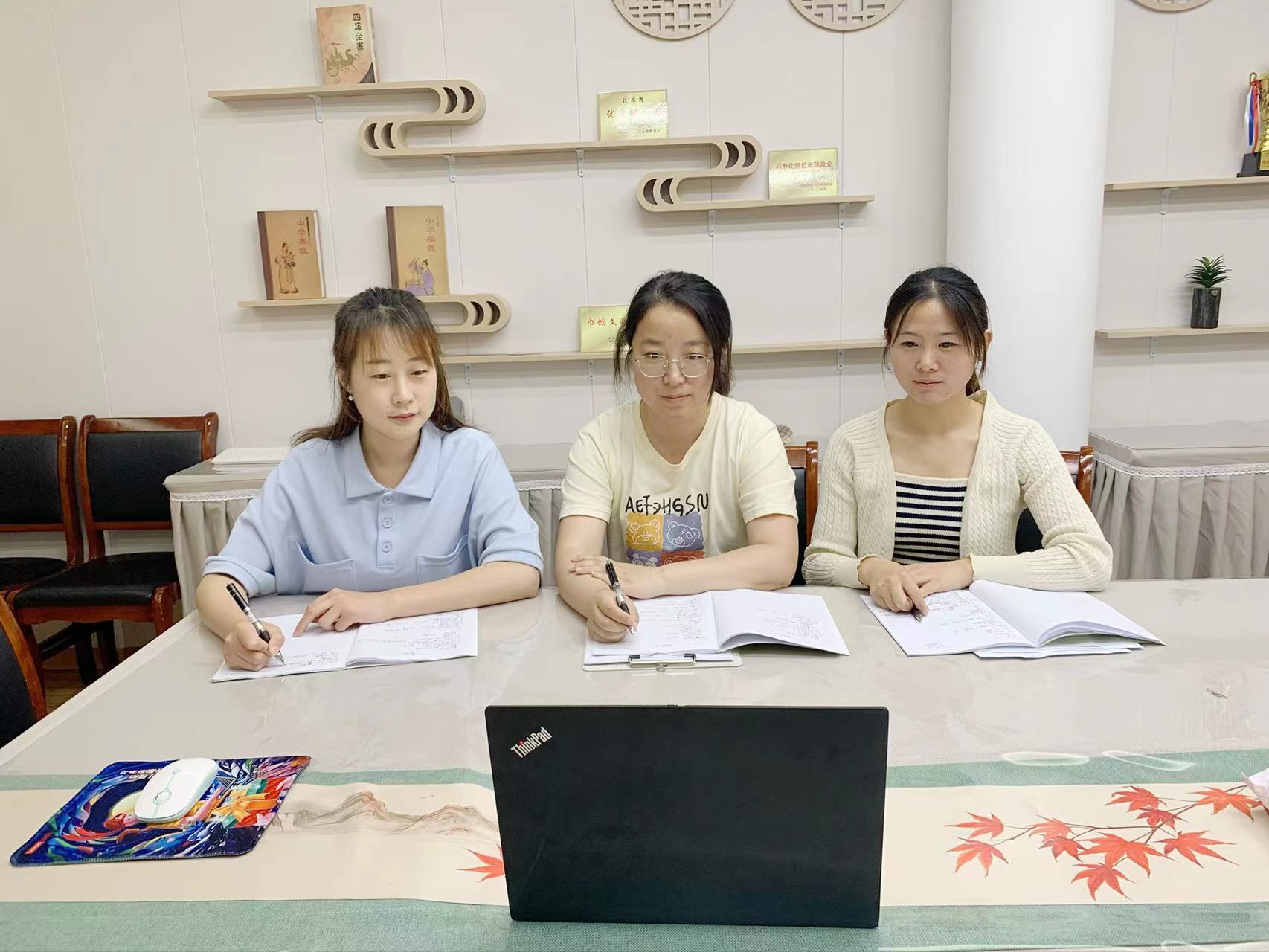 230526采撷归来  共同成长——栖幼红枫分园骨干教师业务学习（有图）_html_m6137164d.jpg