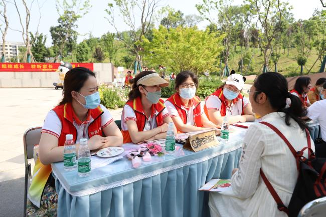 【枫香栖幼】温暖同相约 携手共前行  ——栖霞幼儿园石埠湾园家长学校活动