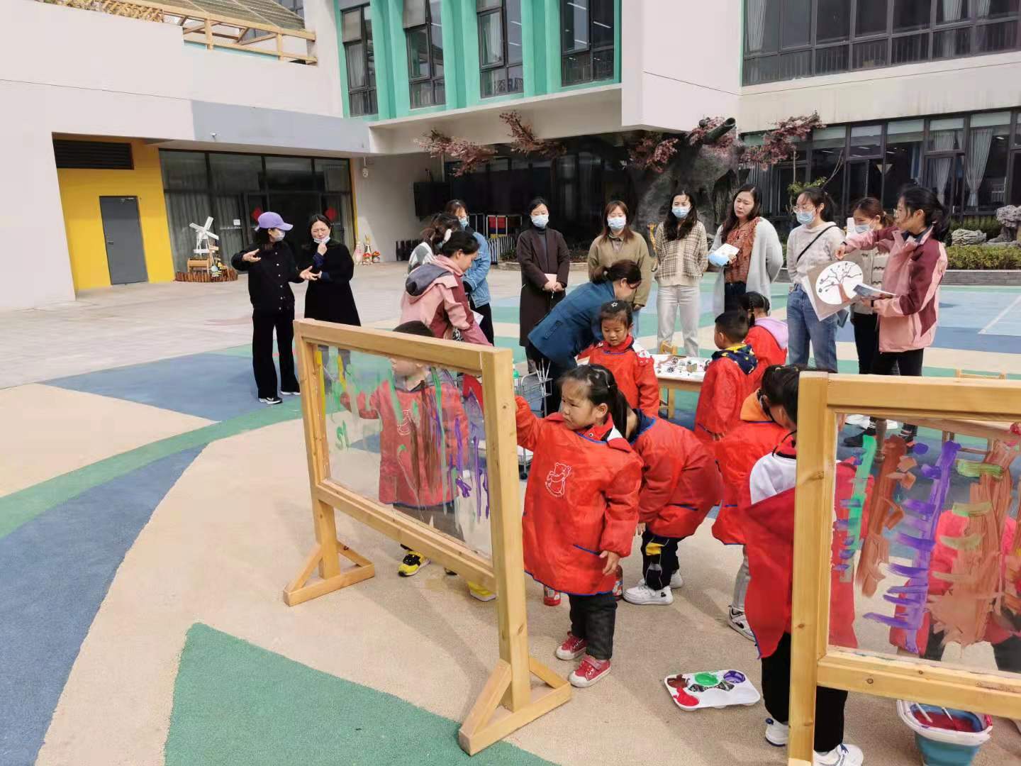 【枫香栖幼】交流中成长 碰撞中提升 ——栖霞幼儿园石埠湾园课程故事分享研讨交流活动