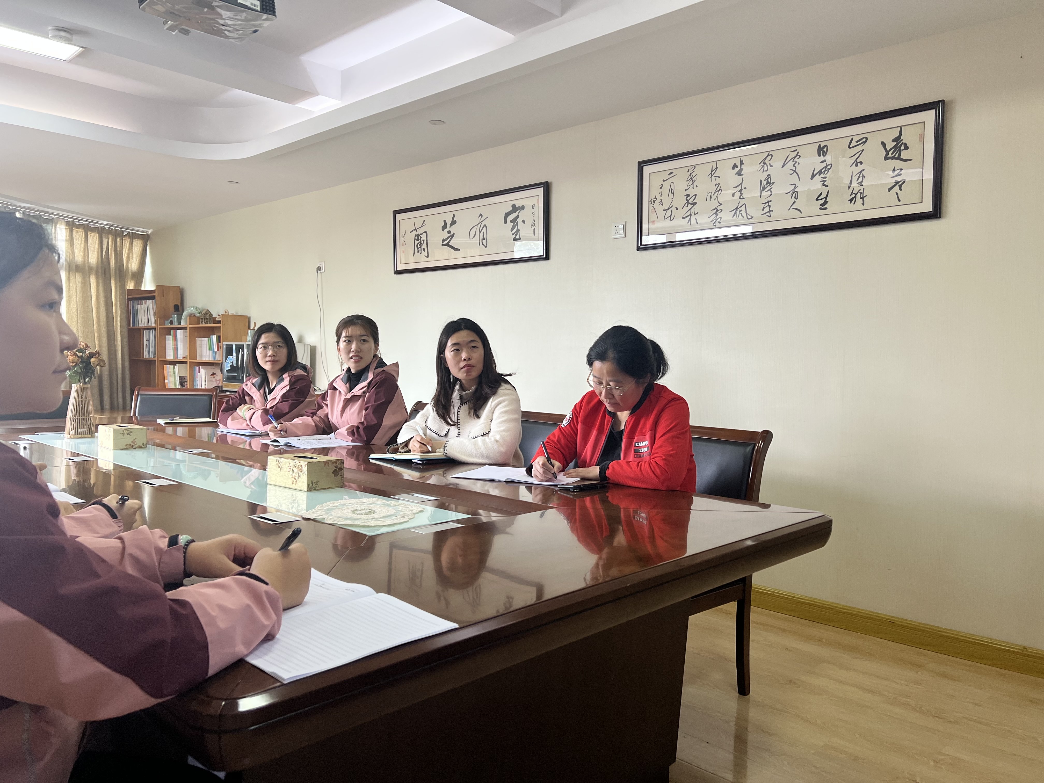 221124汇聚多方合力 共筑网络安全防线——栖霞幼儿园五福园信息小组会议之网络安全事件应急演练培训_html_m6d2c8444.jpg