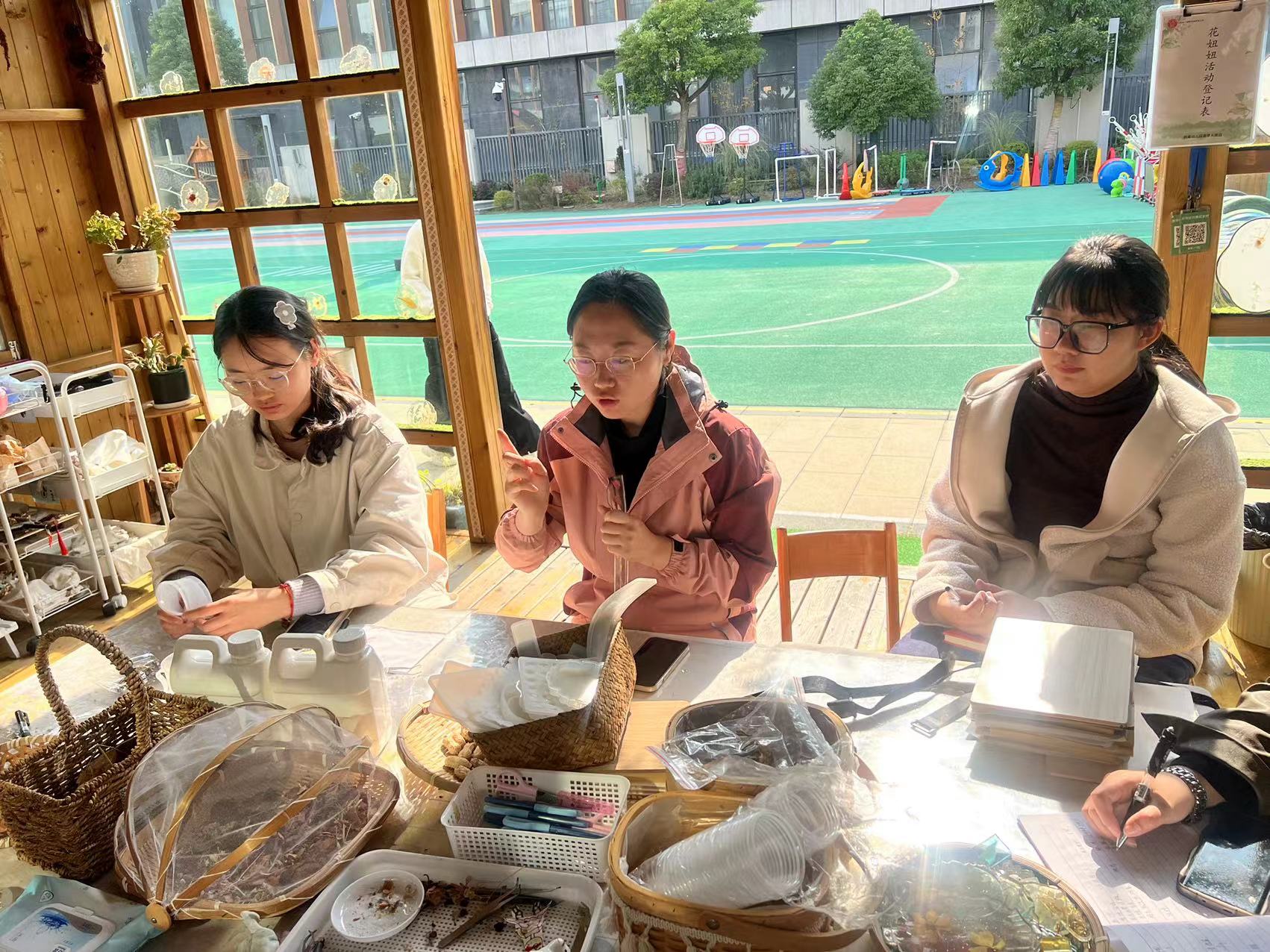 221026追随幼儿 畅享游戏_html_1f93b64c.jpg