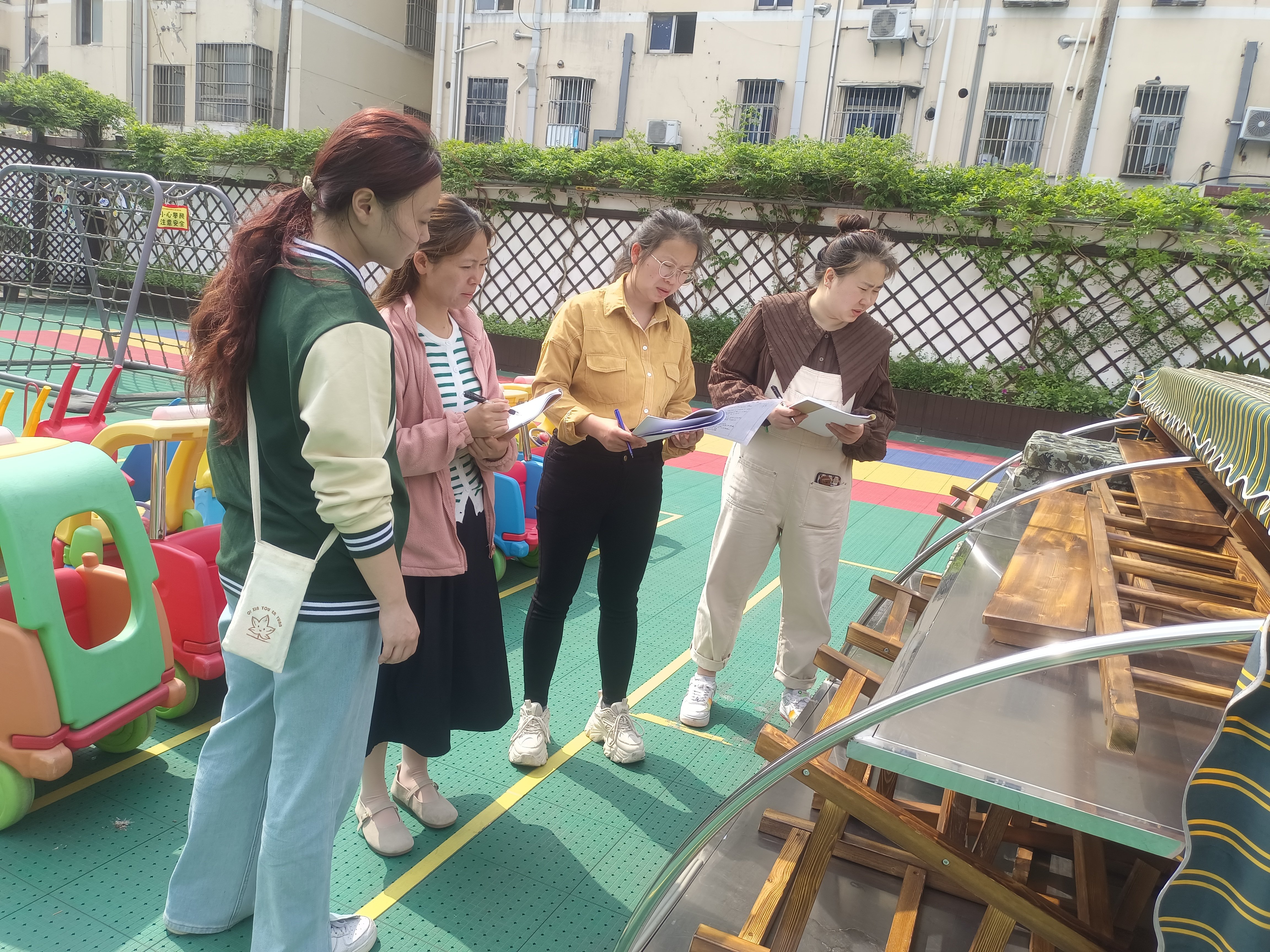 240304“研”路有你 共享“晨”光——栖幼红枫分园晨锻场地安排及内容研讨 - 副本_html_m10a8d5a1.jpg