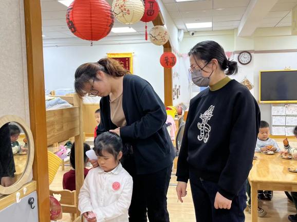 240422强师德赋师能 深入检查促提升——栖霞幼儿园五福园4月教育教学巡查_html_52cc613b.jpg