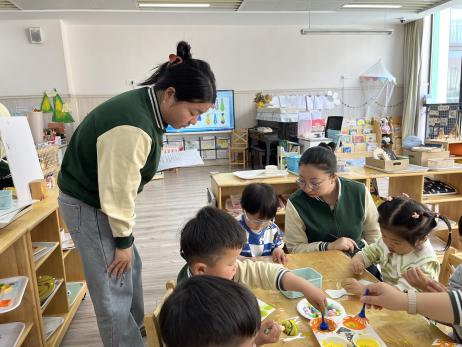 240424向“美”而研 “艺”路成长——栖幼石埠湾园艺术教研组活动（一）_html_m231d2817.jpg