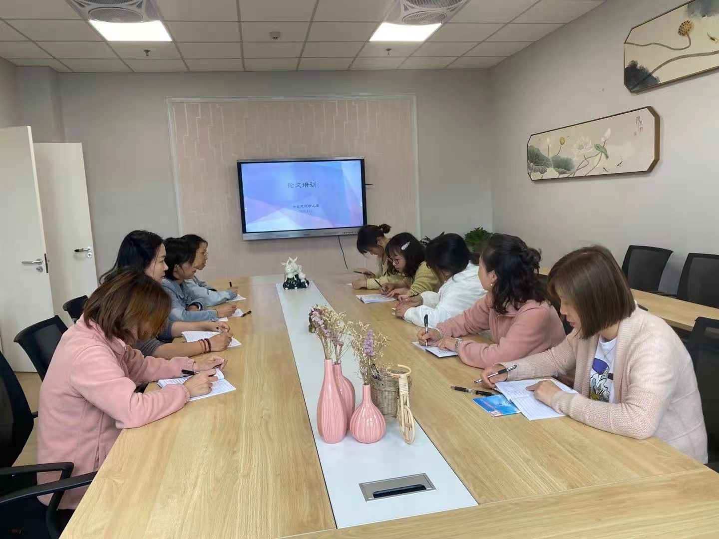 【枫香栖幼】加强论文撰写，促进专业提升 ——记栖霞幼儿园翡翠天域园论文学习培训