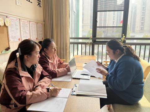 230301共研游戏 学思并进——栖霞幼儿园石埠湾园角色游戏教研组活动 艾慧_html_6cf8ed93.jpg