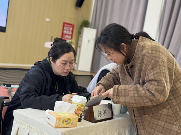 251104聚焦课题引领 赋能专业成长——南京市、栖霞区教育科学第十四期个人课题开题论证会_html_3a75145a.jpg