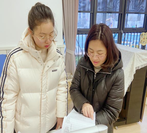 【枫香栖幼】严谨细致迎开学 检查指导促发展  ——栖霞幼儿园翡翠天悦园迎接二月常规检查