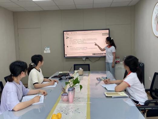 220613规划引领 逐梦启航——栖霞幼儿园翡翠天悦园青年教师发展规划分享_html_m6bf2059a.jpg