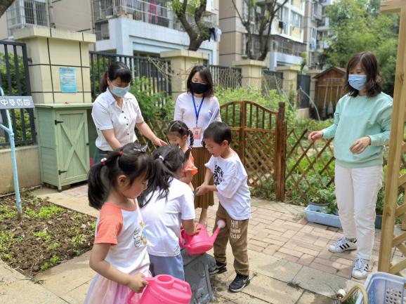 220527督学引领 行稳致远——栖幼五福园5月督学检查_html_m6fcef16e.jpg
