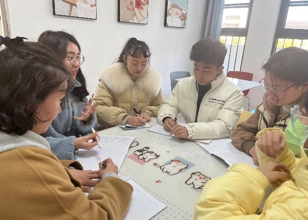 230227立足课程发展 聚焦课程审议——栖霞幼儿园翡翠天悦园小班年级组课程审议活动（二）_html_5f8b4cbe.jpg