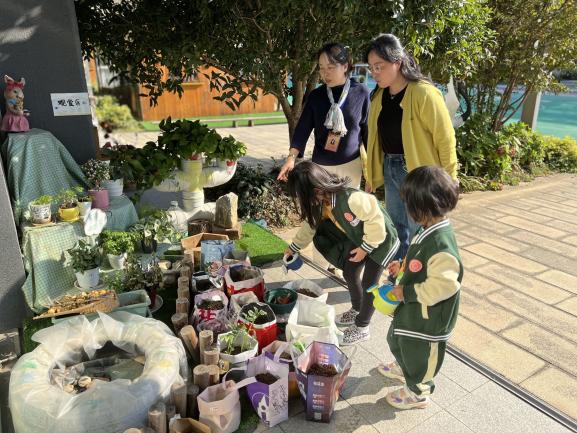 231023督导赋能 促成长——栖霞幼儿园翡翠天域园十月劳动教育实施情况专项督查_html_m767a7a14.jpg
