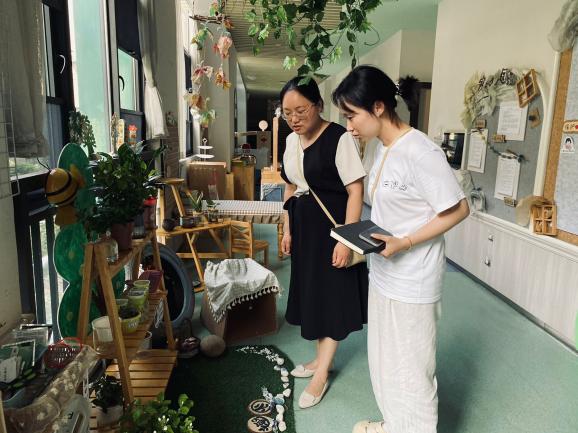 240830基于幼儿视角 创有准备环境——栖霞幼儿园石埠湾园自然角创设和班级环境评比活动_html_66d62f25.jpg