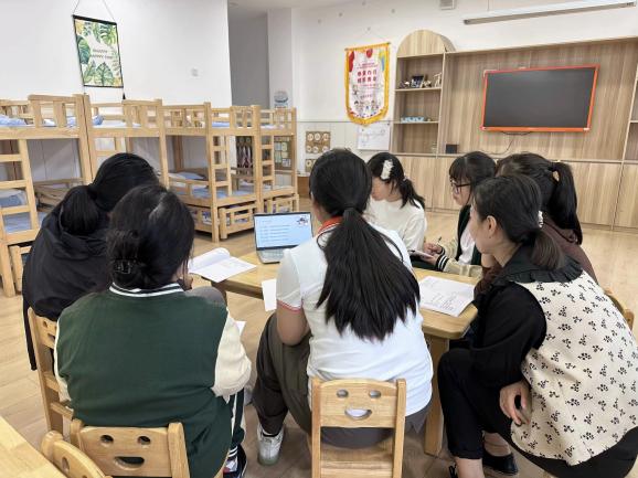 241017教以共进 研途有光——栖霞幼儿园翡翠天域园业务学习_html_46c73fb4.jpg