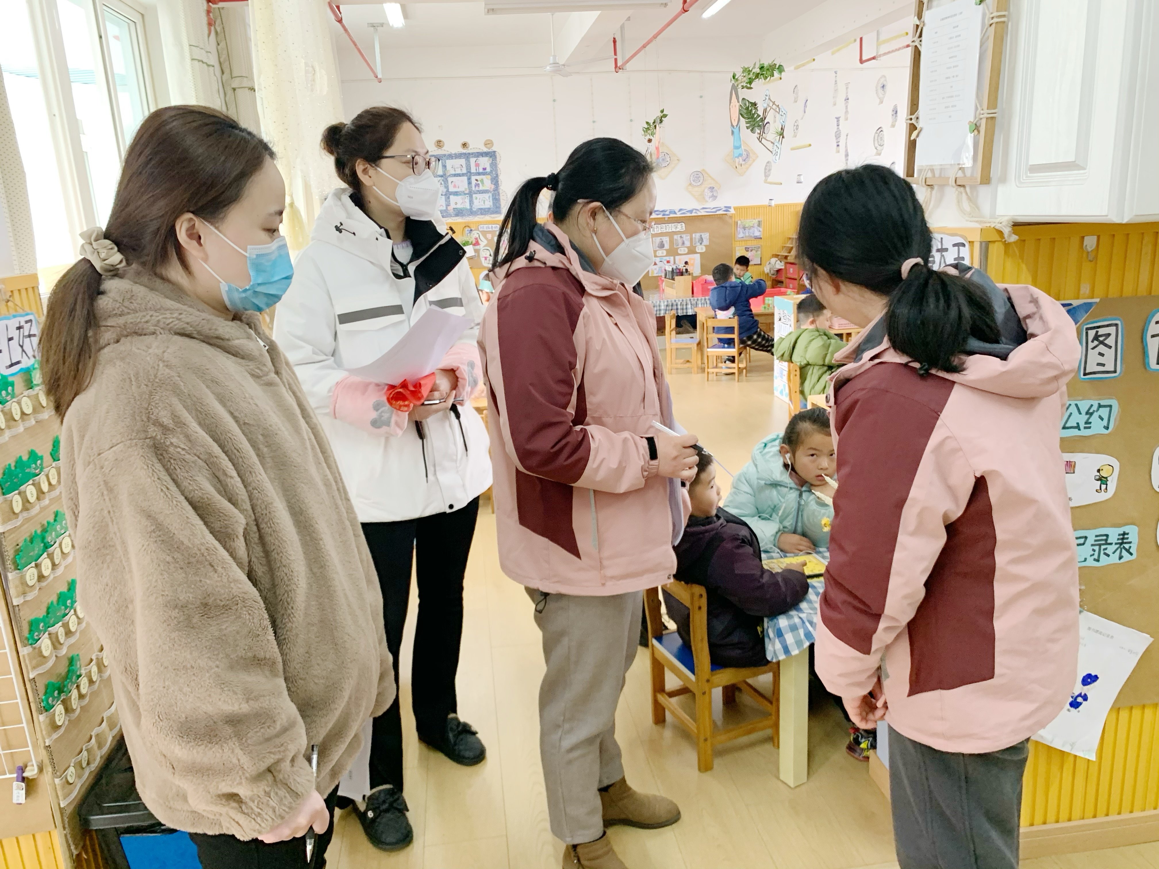 230224阅读润书香  阅读启童心——栖幼红枫分园阅读区评比活动 （有图）_html_6b4f8550.jpg