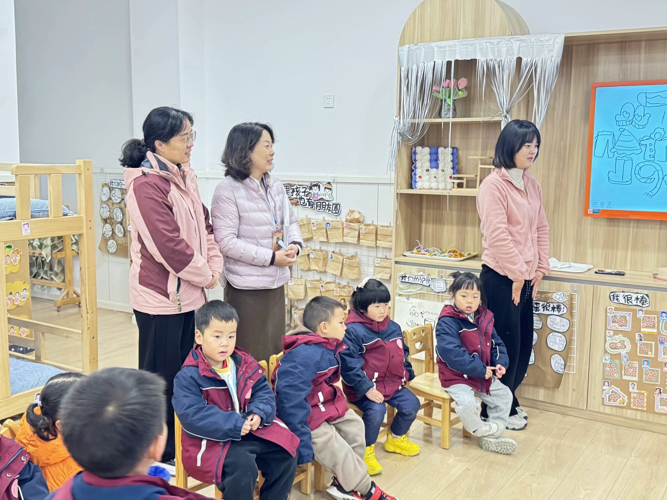 241210常态督导 护幼成长——栖霞幼儿园翡翠天域园迎接十二月督学检查指导_html_m3b279f55.jpg
