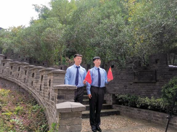 【石抱树·先锋行】中共南京市金陵小学总支部党课学习暨《领航》拍摄花絮_html_m21342ab4.jpg