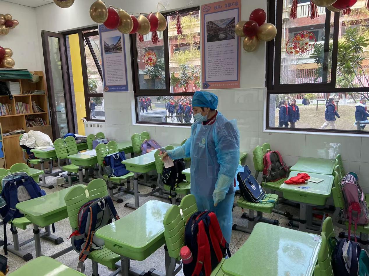 【湖畔·共佑安全】预防于心，防控于行——金陵小学（仙林湖校区）冬季传染病防控演练_html_m24f1b826.jpg