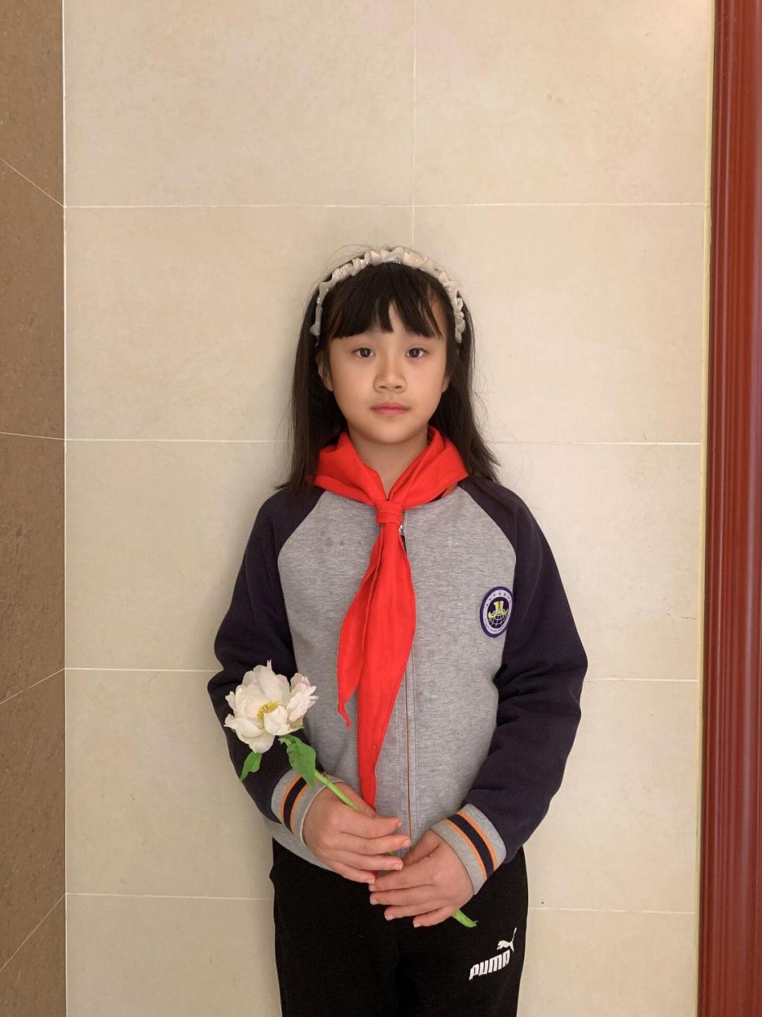【博学广志】清明云祭扫 丰碑励童心——金陵小学广志路校区清明节云端祭扫活动(1)_html_690f5e53.jpg