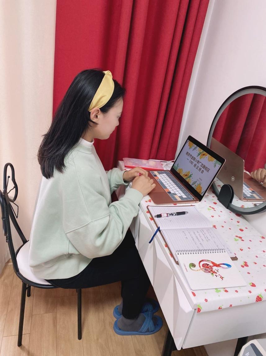 【博学广志】“疫”起运动不停歇 构筑抗疫“心”防线——记南京市金陵小学广志路校区第7周云班会（二）_html_m4de36dc7.jpg
