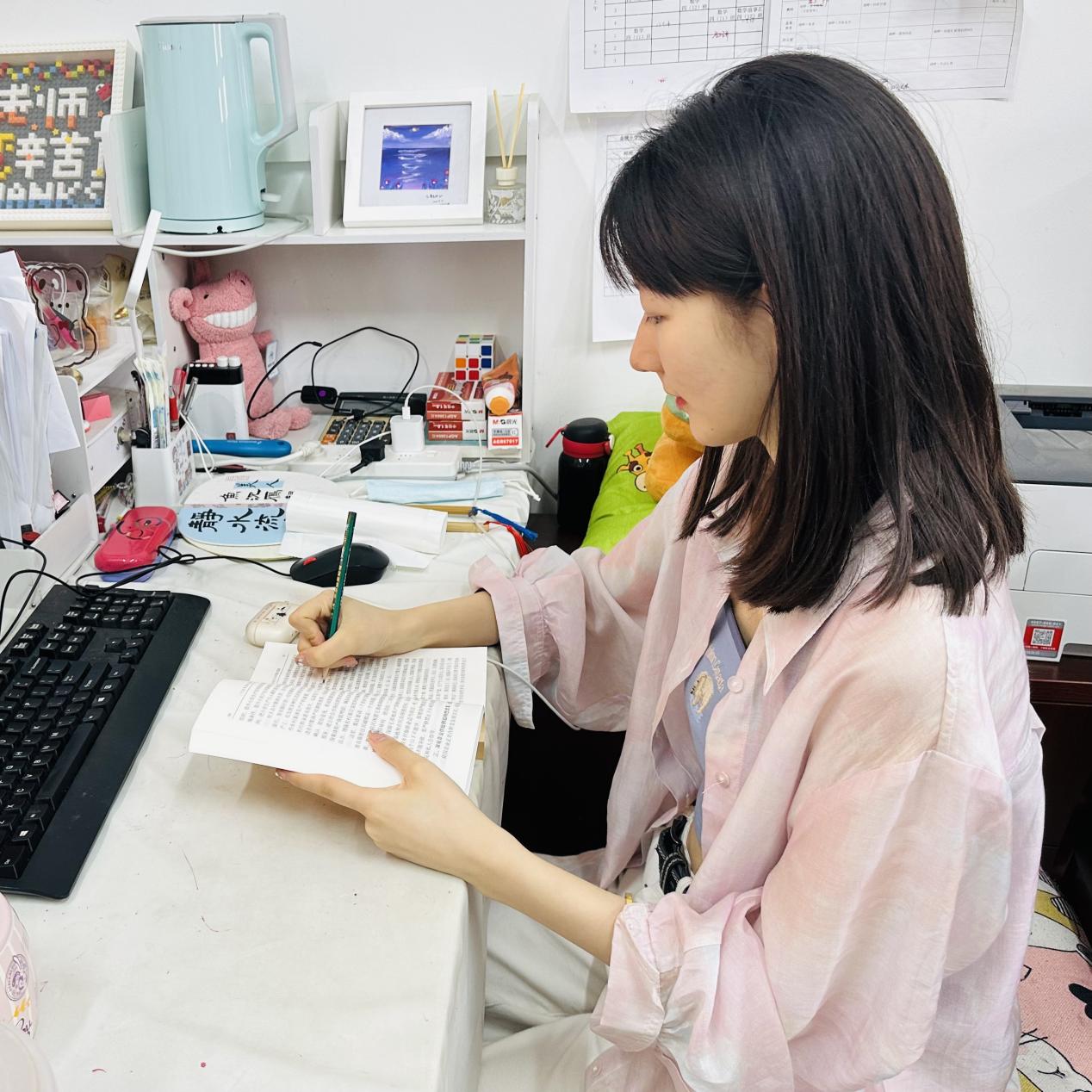 【湖畔·先锋示范】静心阅读 用心成长——中共南京市金陵小学仙林湖校区支部主题党日活动_html_m62440770.jpg