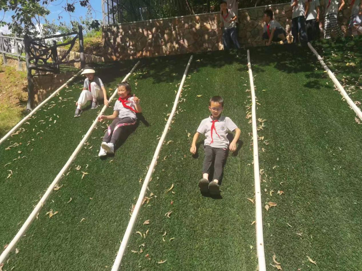 【博学广志】夏日劳作晓农事 科技研学促成长——记金陵小学（广志路校区）7.27日劳动研学活动_html_m58a3eb12.jpg