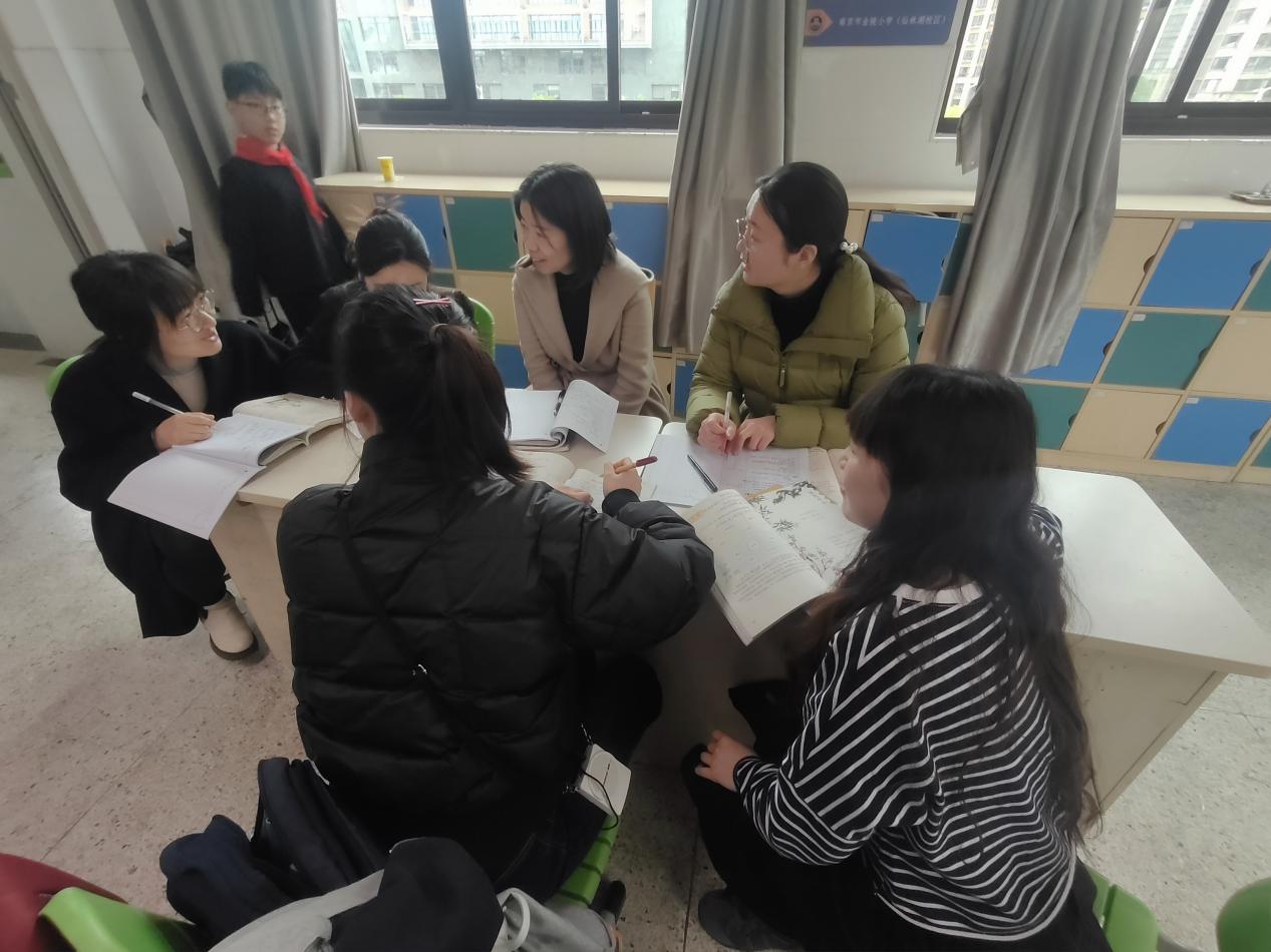 【湖畔·童化课堂】心专则明，道成于勤——金陵小学（仙林湖校区）六年级语文组开展_html_440e498e.jpg
