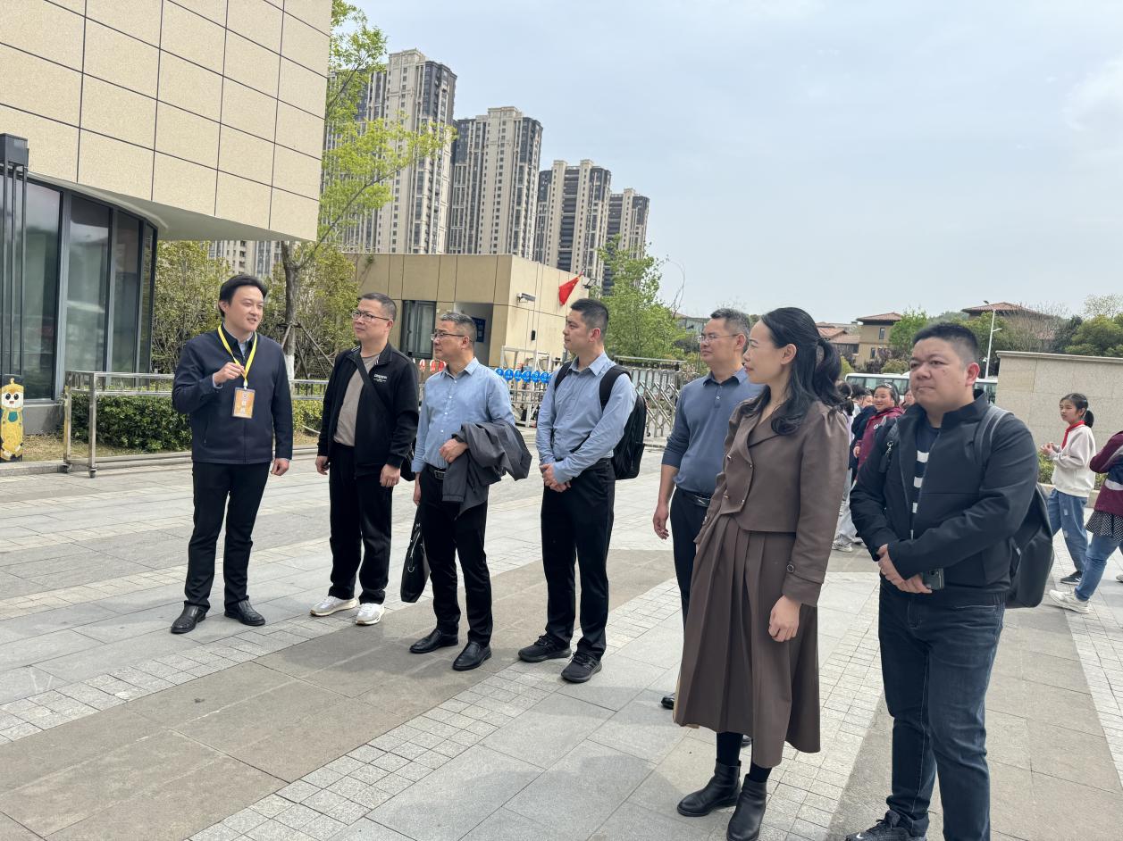 【博学广志】共绘教育蓝图，同谱成长华章——记福建厦门、安徽铜陵校长团莅临我校跟岗交流活动_html_m9a9357f.jpg