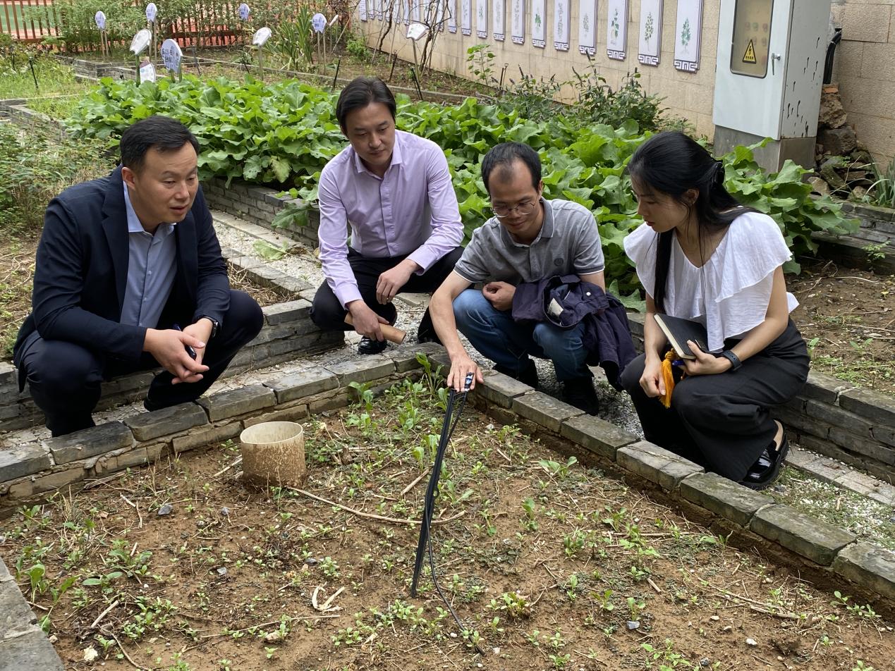 【博学广志】专家引领，助力学校特色发展_html_m7a77f298.jpg