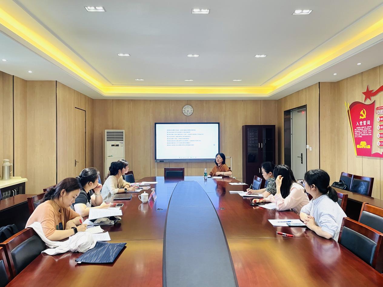 【湖畔·科研引领】教海无止境 探航勇前行——南京市金陵小学2024年度教海探航论文指导活动_html_cf1654e.jpg