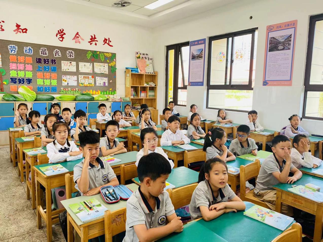 【湖畔·童化课堂】理解算理 掌握算法 扎实基础——数学校本研修之课例研讨（215）_html_m2ee046b8.jpg