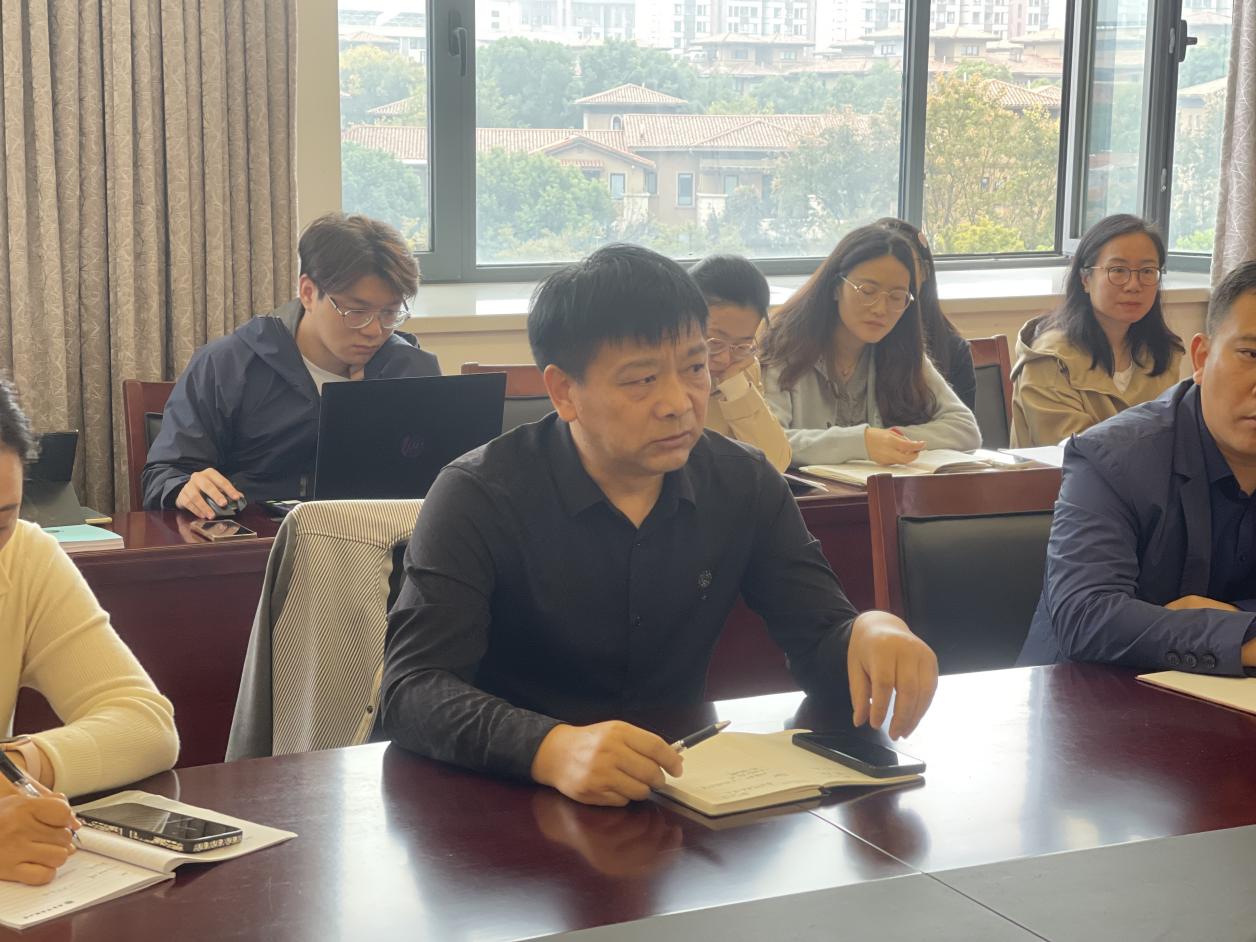 【博学广志】深耕教研共成长 聚力携手谋发展——金小广志教研（备课）组长会_html_1744b0bd.jpg