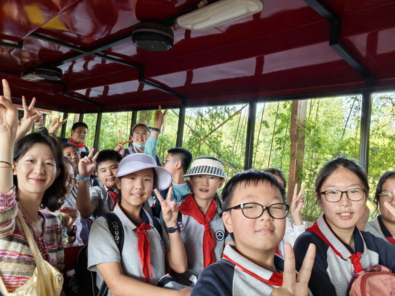 【湖畔•学生活动】秋日拾趣，一路童行金陵小学（仙林湖校区）六年级秋季综合实践活动_html_m2ceafc26.jpg