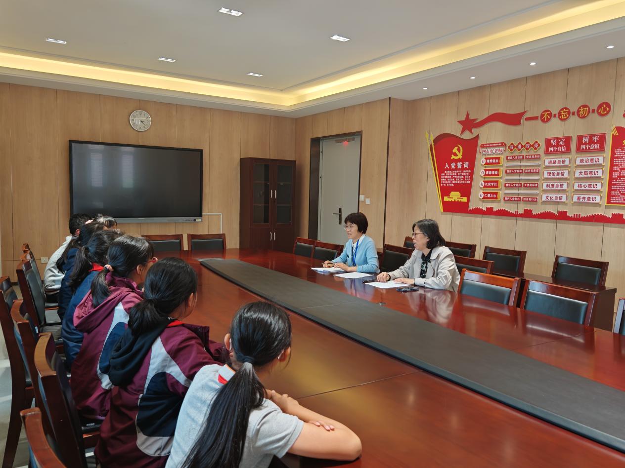 【湖畔·协同育人】课程落实展新篇，督学引领促发展——金陵小学（仙林湖校区）10月专项督导_html_1394971a.jpg