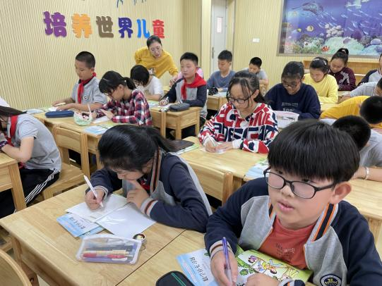 【湖畔光影】数学校本研修之课例研讨（128）_html_m6be45174.png