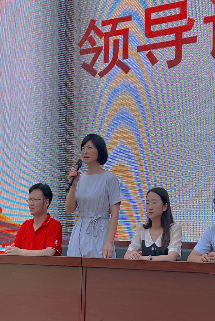 【湖畔光影】心似骄阳万丈光 敢问天地试锋芒——2017级学生国防教育夏令营（一）_html_m476b6f1e.jpg