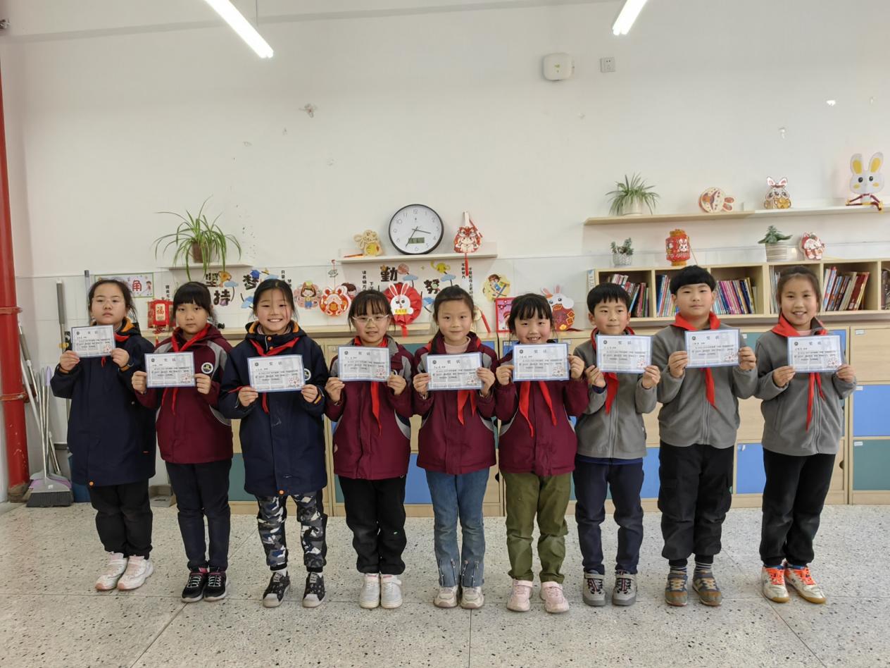 【博学广志】小眼睛 亮晶晶 爱眼护眼我能行——记金陵小学广志路校区“防近周”系列活动_html_12eea7eb.jpg