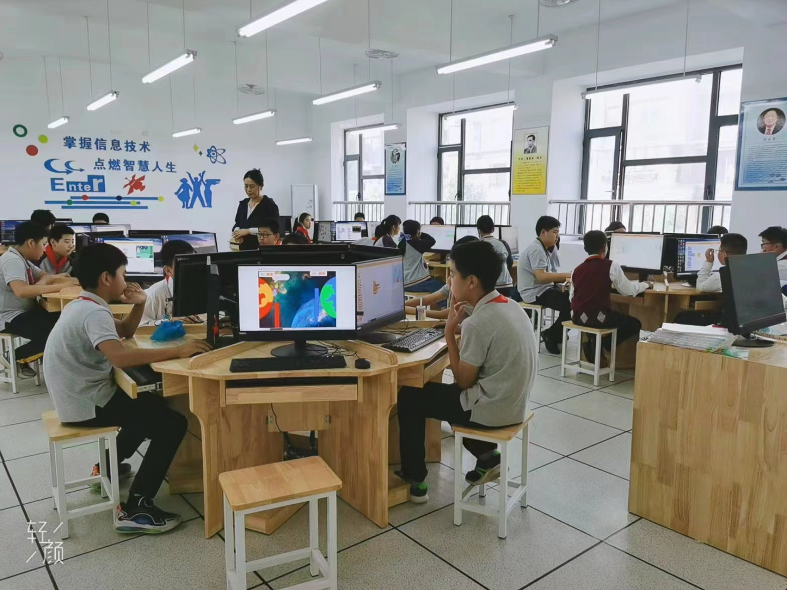 【博学广志】趣味编程，开启创意之旅——记金陵小学（广志路校区）Scratch创意编程比赛_html_m7e8b57a5.jpg
