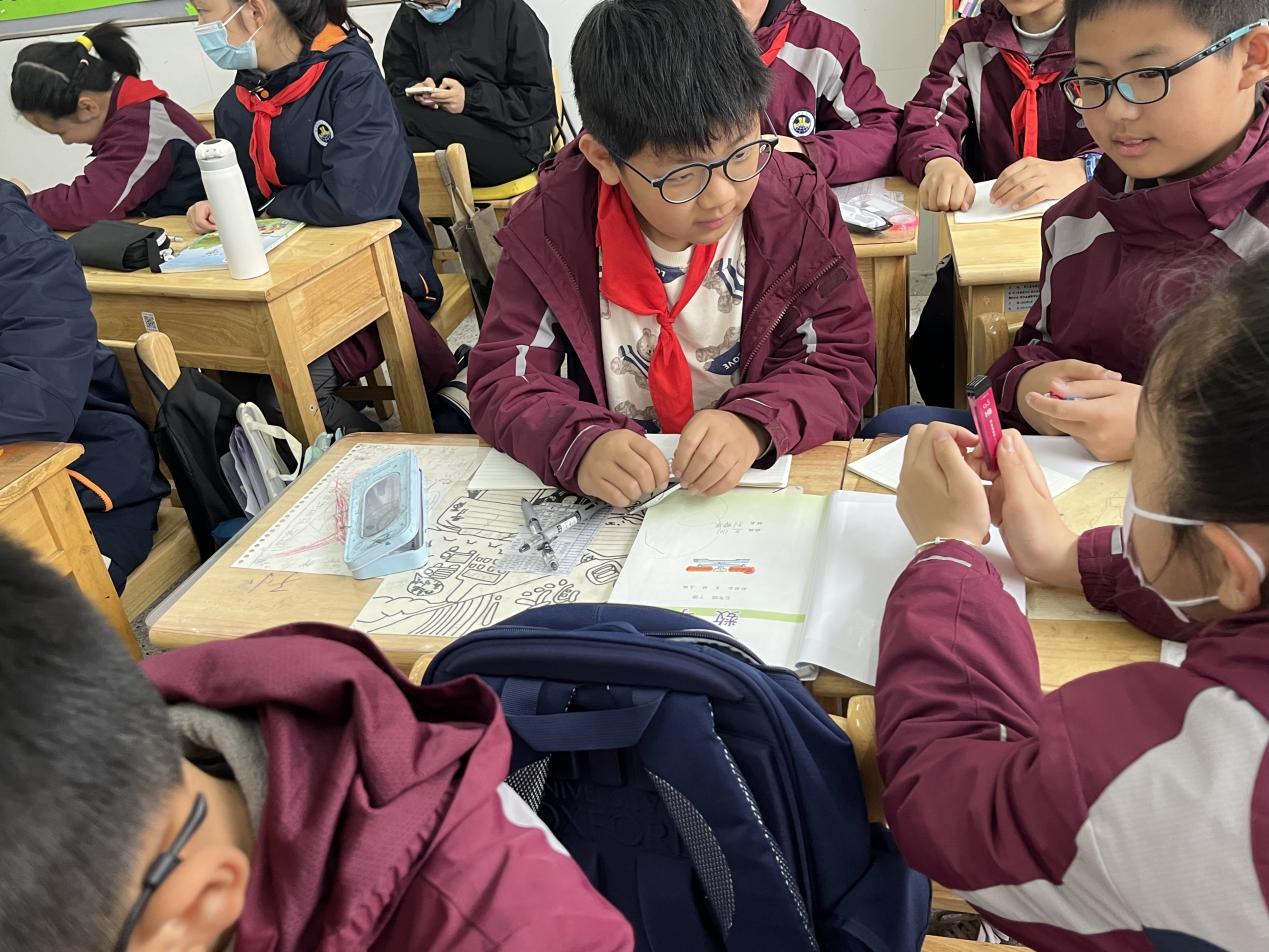 【博学广志】聚焦课堂，不断提升——金陵小学广志路校区数学组基于儿童立场的理学单教学实践研究（二十二）_html_m18ab36e.jpg