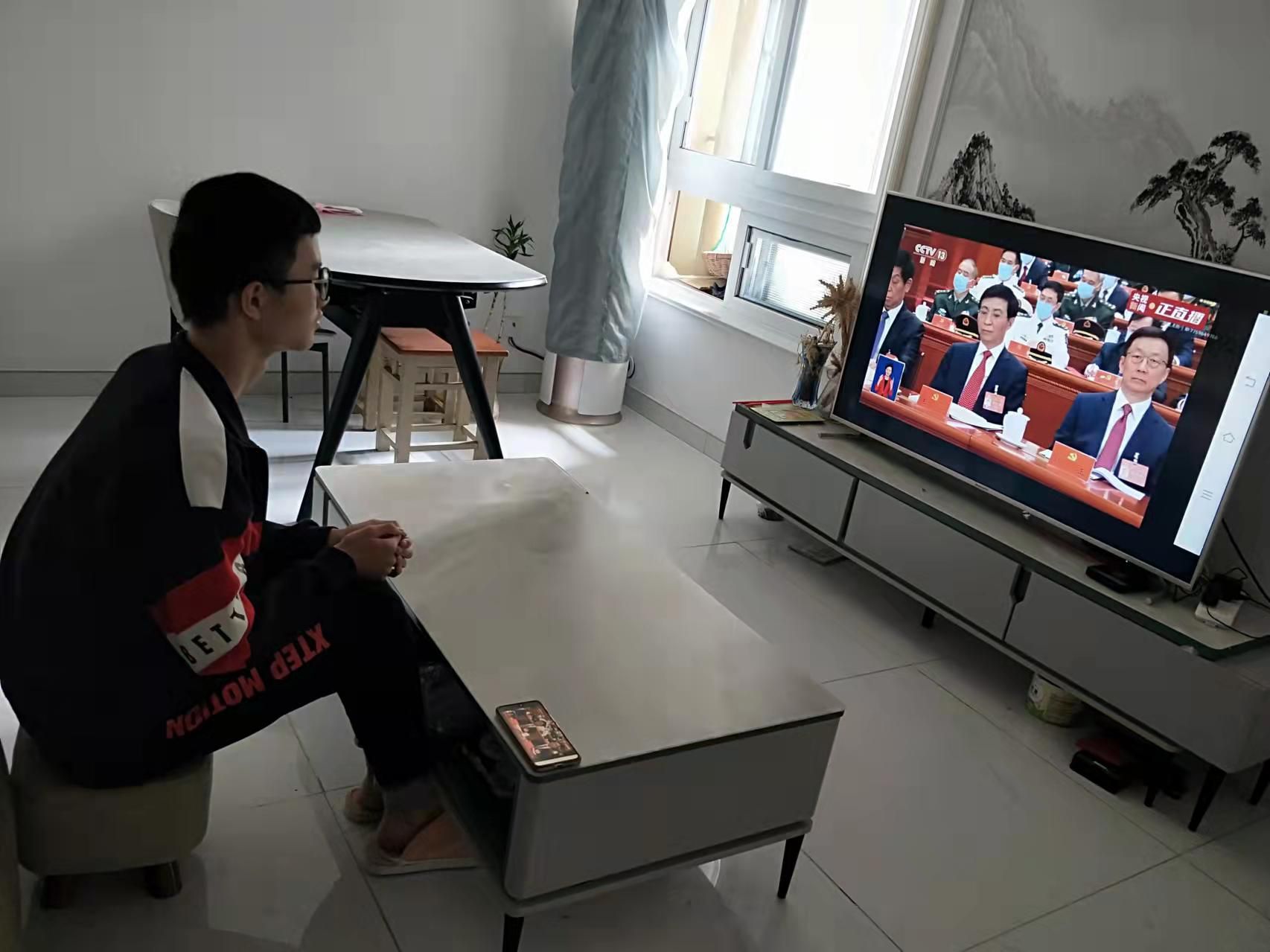 南京市营防中学二十大心得1(1)_html_dd9710b.jpg